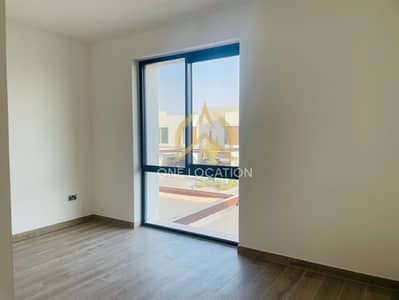 2 Bedroom Townhouse for Sale in Yas Island, Abu Dhabi - WhatsApp Image 2026-06-03 at 10.24. 17 (1). jpeg 2 Bedroom Townhouse for Sale in Yas Island, Abu Dhabi - WhatsApp Image 2026-06-03 at 10.24. 17 (1). jpeg