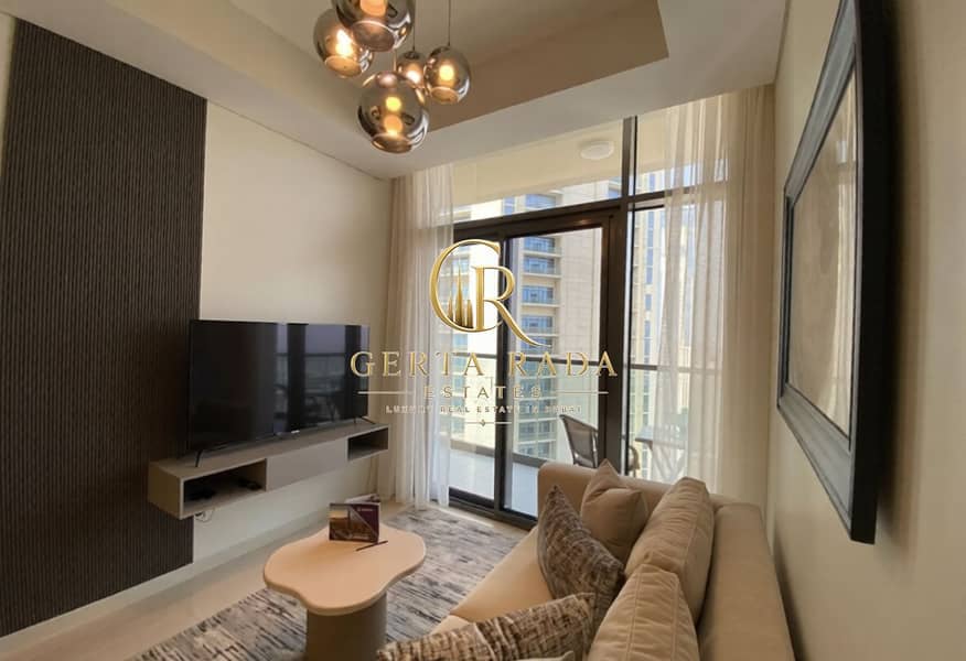 7 Aycon - Living Room-ezremove. png