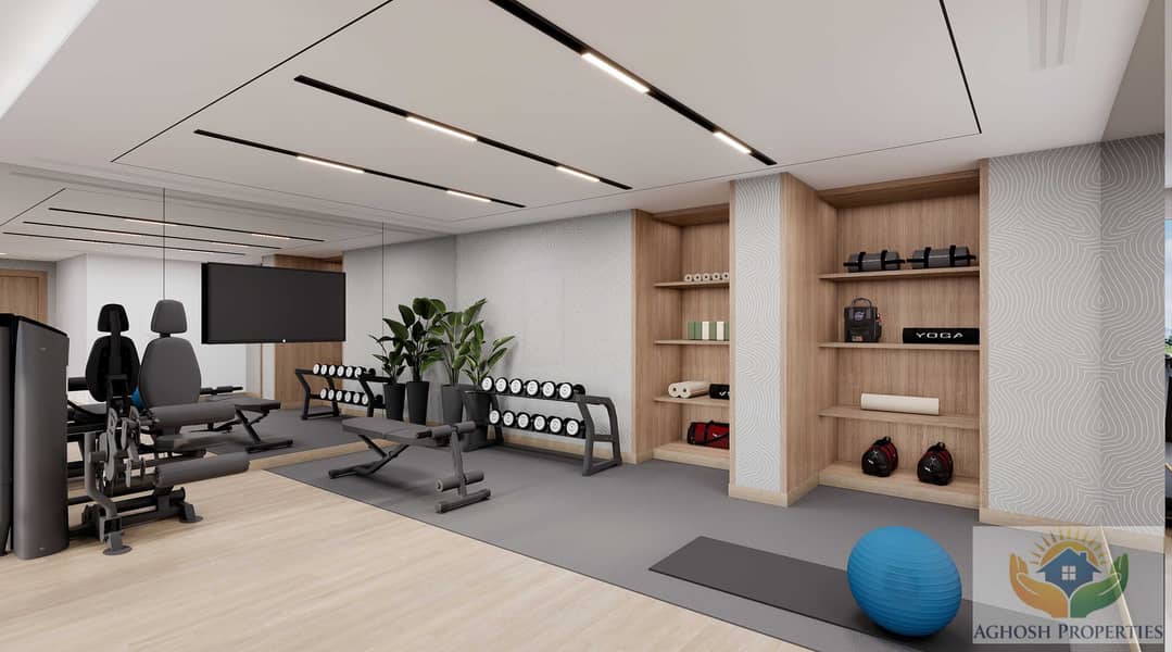 10 GYM_01. jpg