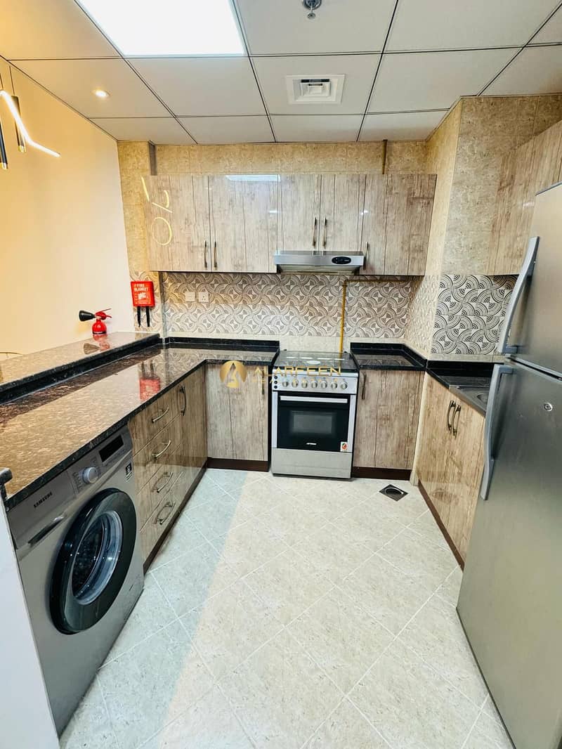 6 4175231e-7774-4721-9fca-59546234d5a7. jpg