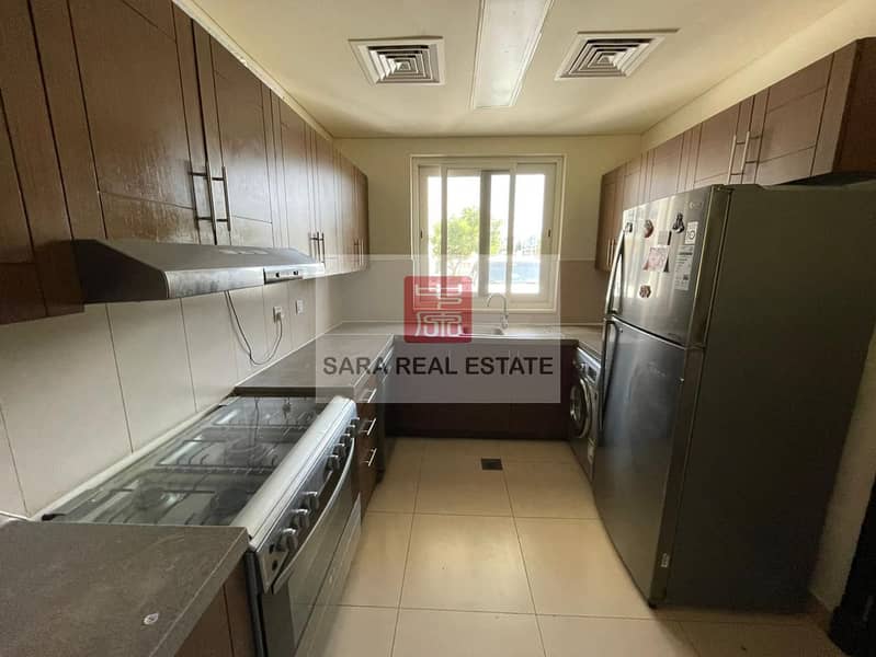 3 2.1 - Kitchen. jpg