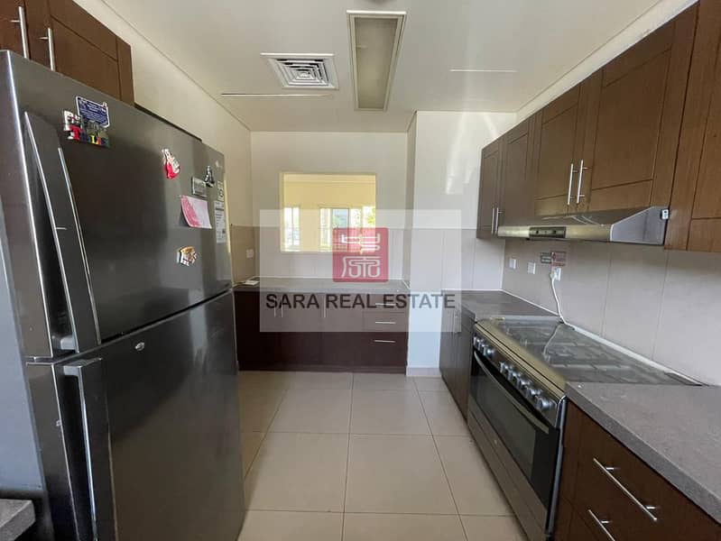 4 2.0 - Kitchen. jpg