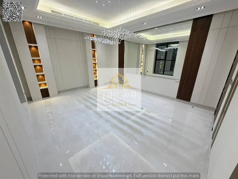 7 845029567-1066x800. webp