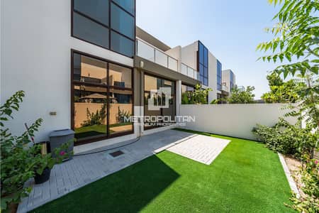 4 Bedroom Townhouse for Rent in Mohammed Bin Rashid City (MBR City), Dubai - Spacious Home | Family Friendly | Hot Rent 4 Bedroom Townhouse for Rent in Mohammed Bin Rashid City (MBR City), Dubai - Spacious Home | Family Friendly | Hot Rent
