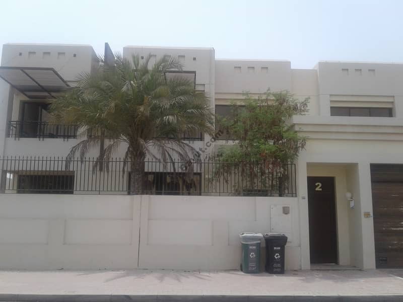 New finish 5 Bedroom plus maid villa with shared pool in Jumeirah 3, close to the Beach