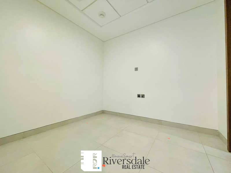 13 52e48327-912d-43ac-9938-af07420519e6. jpg