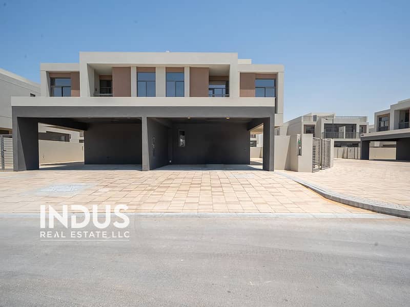 Huge Plot | Semi Detached | Vastu | corner Huge Plot | Semi Detached | Vastu | corner