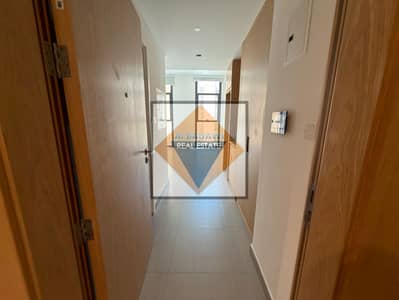 استوديو للايجار في تجارية مويلح، الشارقة - WhatsApp Image 2026-06-20 at 1.52. 50 AM. jpeg استوديو للايجار في تجارية مويلح، الشارقة - WhatsApp Image 2026-06-20 at 1.52. 50 AM. jpeg