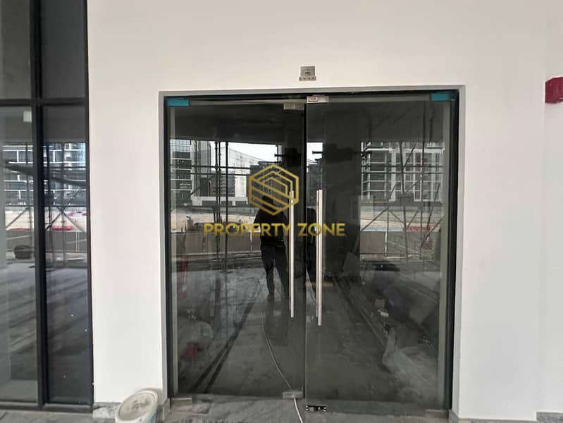 8 AR Azure RETAIL5 (3). jpeg