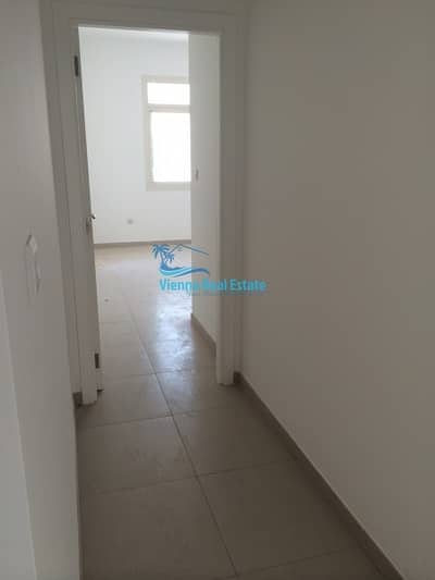 2 Bedroom Flat for Rent in Al Ghadeer, Abu Dhabi - Corner 2BR Apartment for RENT Al Ghadeer! 2 Bedroom Flat for Rent in Al Ghadeer, Abu Dhabi - Corner 2BR Apartment for RENT Al Ghadeer!
