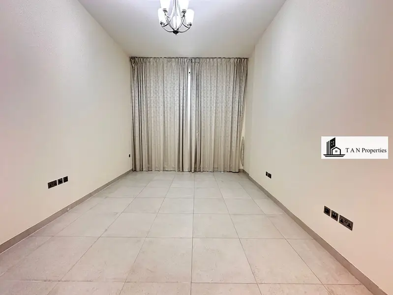 SPACIOUS STUDIO | BEACH ACESS| READY TO MOVE IN