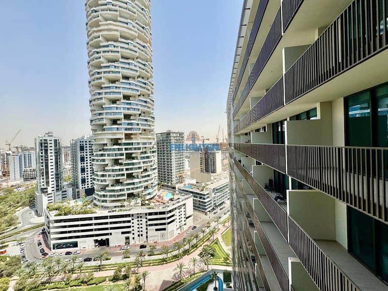 SPACIOUS 2BHK | HIGH END FINISHES | GARDEN VIEW SPACIOUS 2BHK | HIGH END FINISHES | GARDEN VIEW