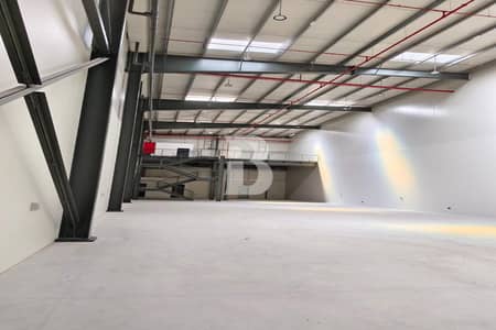 Warehouse for Rent in Dubai Investment Park (DIP), Dubai - Prime DIP Warehouse | 9,589 Sq Ft | 10M Height