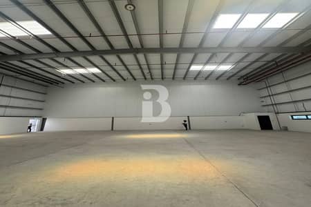 Warehouse for Rent in Dubai Investment Park (DIP), Dubai - 9,200 Sq Ft Warehouse in DIP | Back-to-Back Units | Large Storage Space