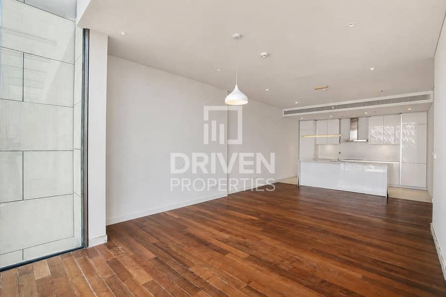 Excellent Investment | Upgraded Unit | Vacant Excellent Investment | Upgraded Unit | Vacant