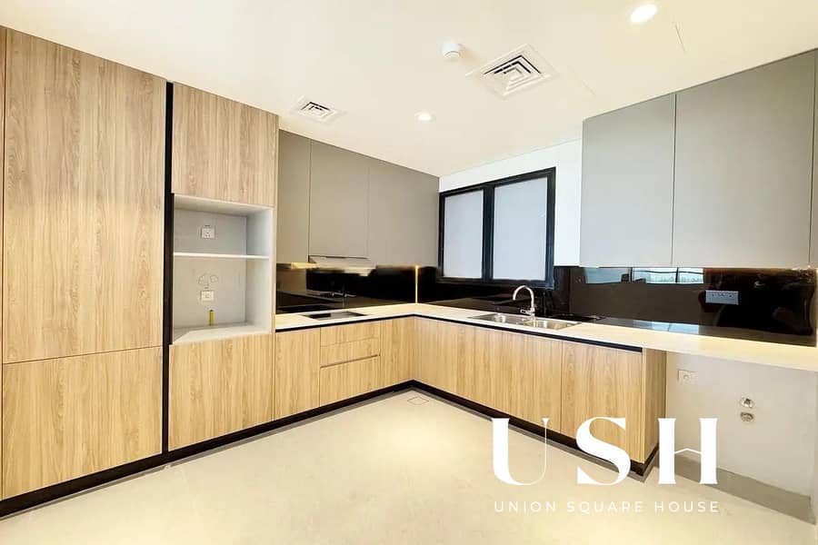 Appliances Included| Closed Kitchen|Brightest Unit - Image 5