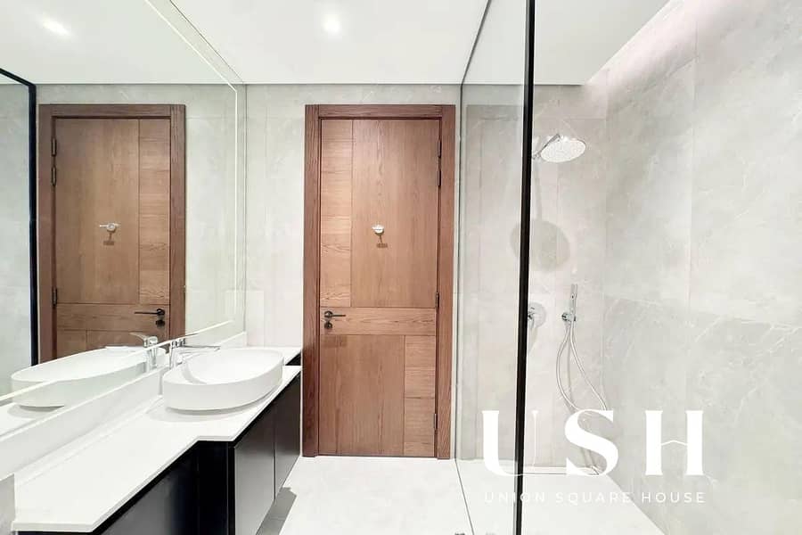 Appliances Included| Closed Kitchen|Brightest Unit - Image 9