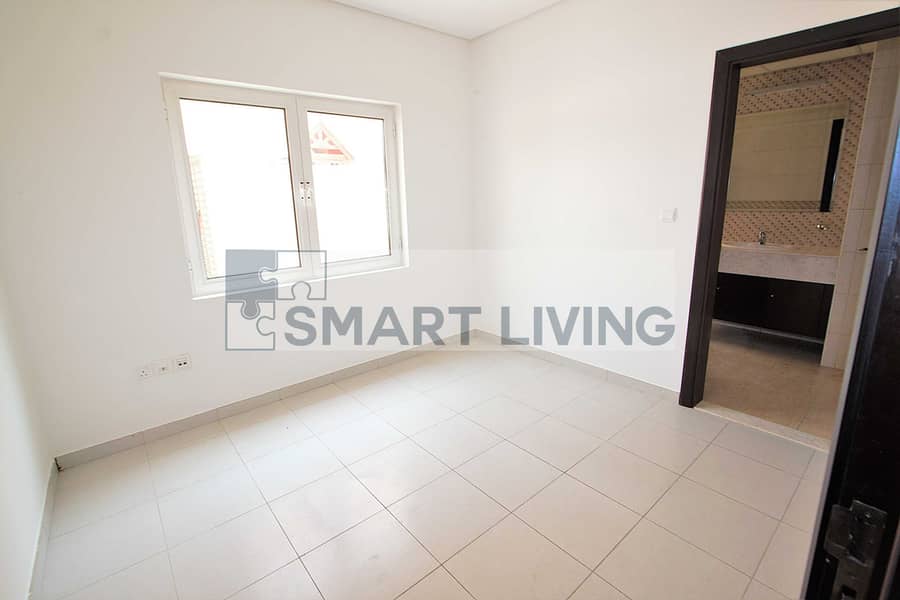 21 Marina_Atzert_Dubai_Real_Estate_Dubailand_The_Villa_Rent_Centro_A1_Guestroom. jpg
