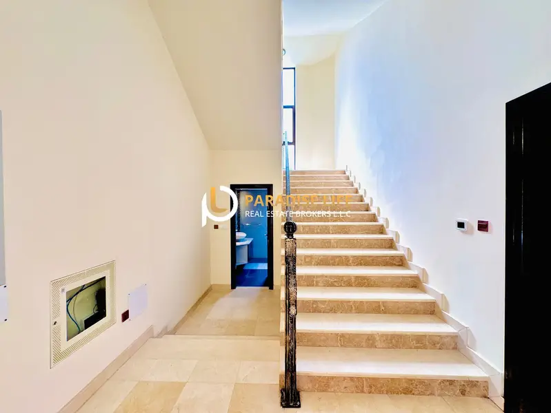 GREAT DEAL-5BEDROOM ALL MASTERS PLUS MAIDS READY TO MOVE IN-SHARED POOL