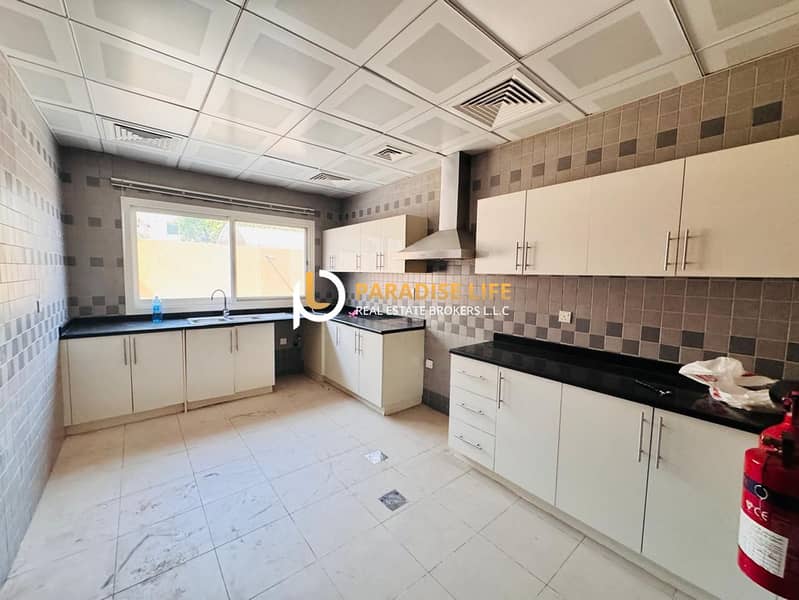 7 luxury-3bhk (4). jpeg