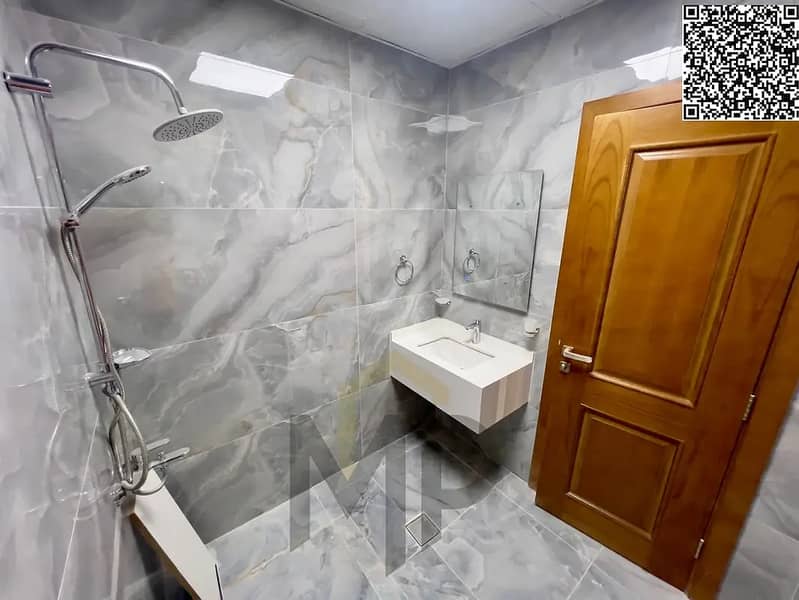 14 809912728-1066x800. webp