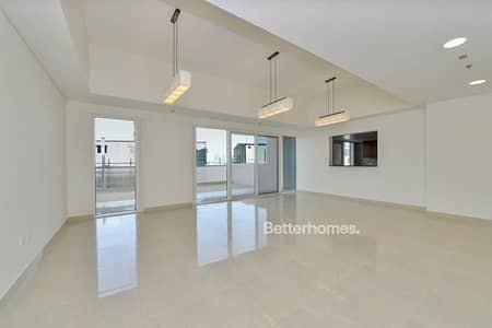 3 Bedrooms Apartment in Al Marina 3 Bedrooms Apartment in Al Marina