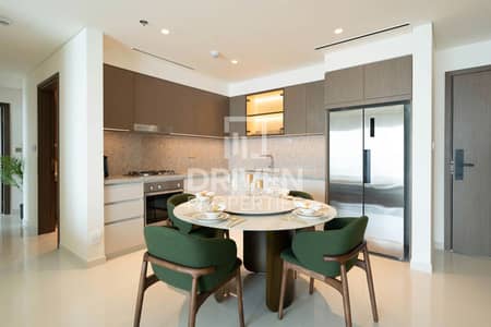 2 Slaapkamers Appartement te Huur in Dubai Harbour, Dubai - Appartement in Dubai Harbour，Emaar Beachfront，Grand Bleu Towers，Grand Bleu Tower 2, 2 slaapkamers, 300000 AED - 15551148