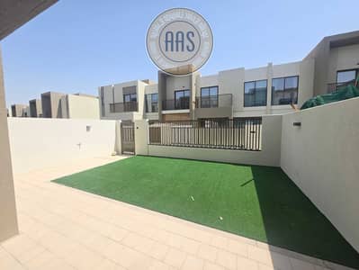 3 Camere Villa in Affitto a Dubailand, Dubai - 1000183181. jpg