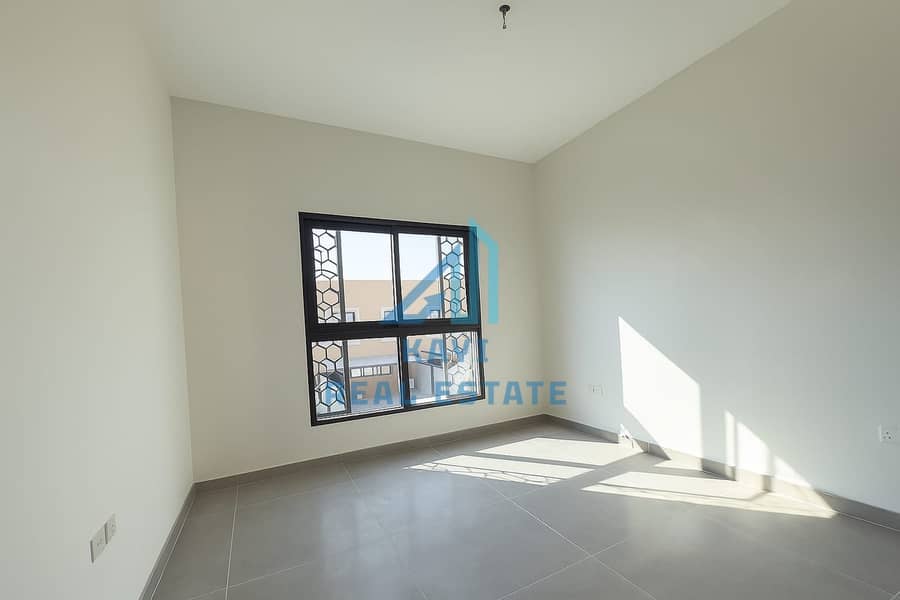 23 4fcc9a10-27ab-4d49-b7e9-e638126ea099. jpg