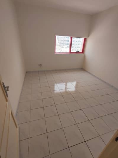 3 habitaciones Apartamento para en Alquiler en Al Mahatah, Sharjah - WhatsApp Image 2026-06-20 at 12.33. 00 PM (1). jpeg 3 habitaciones Apartamento para en Alquiler en Al Mahatah, Sharjah - WhatsApp Image 2026-06-20 at 12.33. 00 PM (1). jpeg