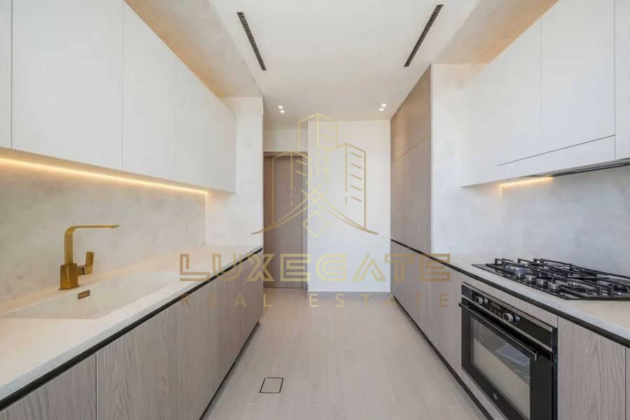 6 Untitled design (11). png