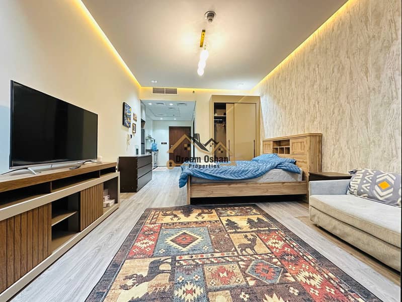 Fully Furnihsed | Like Brand New | Prime Location
