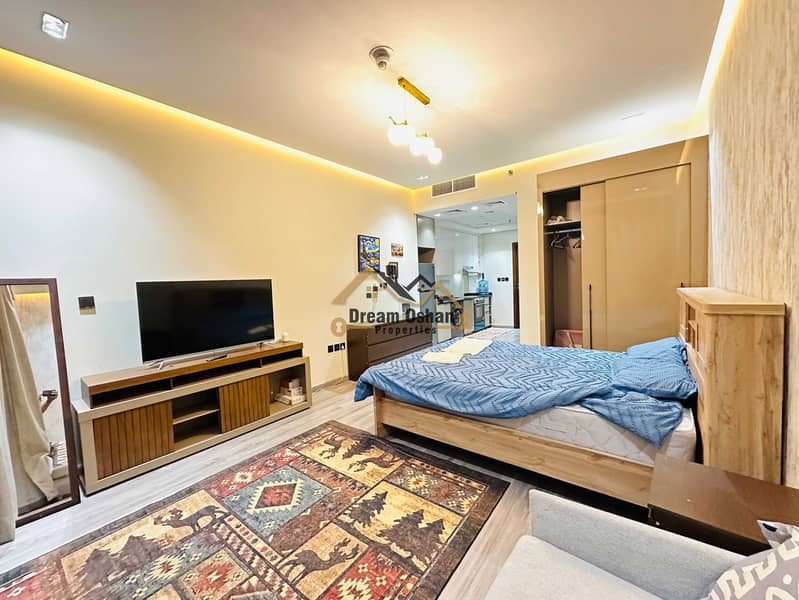 Fully Furnihsed | Like Brand New | Prime Location
