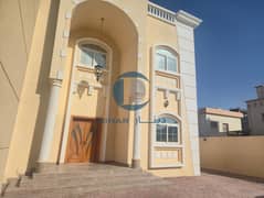فیلا في القوز 1،القوز 5 غرف 295000 درهم - 15552636