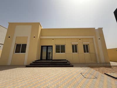 4 habitaciones Villa para en Alquiler en Al Awir, Dubai - e5f0e6c6-5bf0-458f-a1a0-f5bd357f83da. jpg