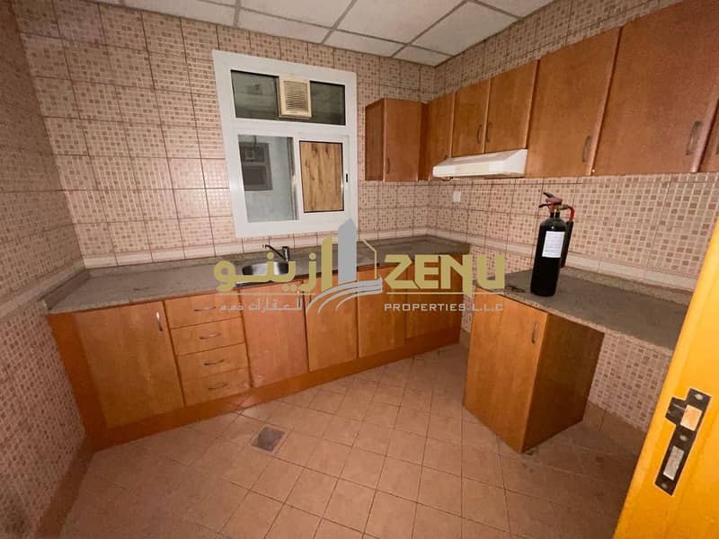 3 closed kitchen. jpeg