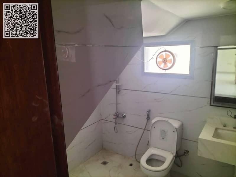 7 WhatsApp Image 2025-12-04 at 11.33. 01 AM. jpeg