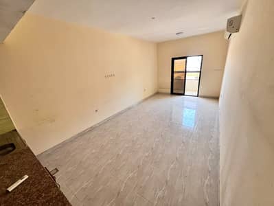 Studio zum zur Miete in Al Jurf, Ajman - WhatsApp Image 2026-06-21 at 1.11. 55 PM. jpeg Studio zum zur Miete in Al Jurf, Ajman - WhatsApp Image 2026-06-21 at 1.11. 55 PM. jpeg