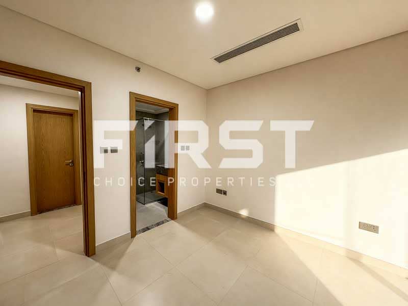 5 Radiant - 1208-8. jpg