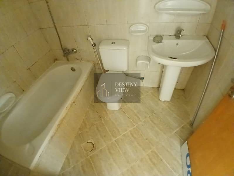 6 66008. jpg