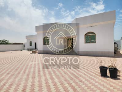 فیلا 5 غرف نوم للايجار في الرفاع، رأس الخيمة - db8d3bbf-1cc4-474b-bb4d-097d854c4649. jpg فیلا 5 غرف نوم للايجار في الرفاع، رأس الخيمة - db8d3bbf-1cc4-474b-bb4d-097d854c4649. jpg