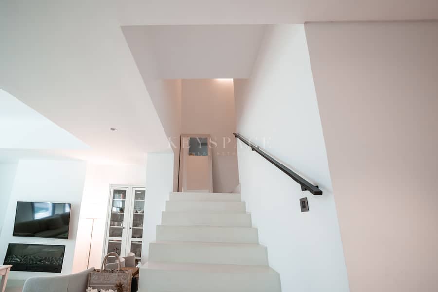 30 E04-6. jpg