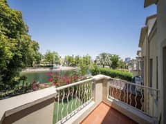 Exclusive | Lake View | Large Plot