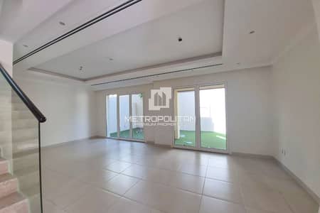 3 Schlafzimmer Villa zum zur Miete in Dubai Science Park, Dubai - Villa in Dubai Science Park,Villa Lantana,Villa Lantana 1, 3 schlafzimmer, 255000 AED - 15560177 3 Schlafzimmer Villa zum zur Miete in Dubai Science Park, Dubai - Villa in Dubai Science Park,Villa Lantana,Villa Lantana 1, 3 schlafzimmer, 255000 AED - 15560177