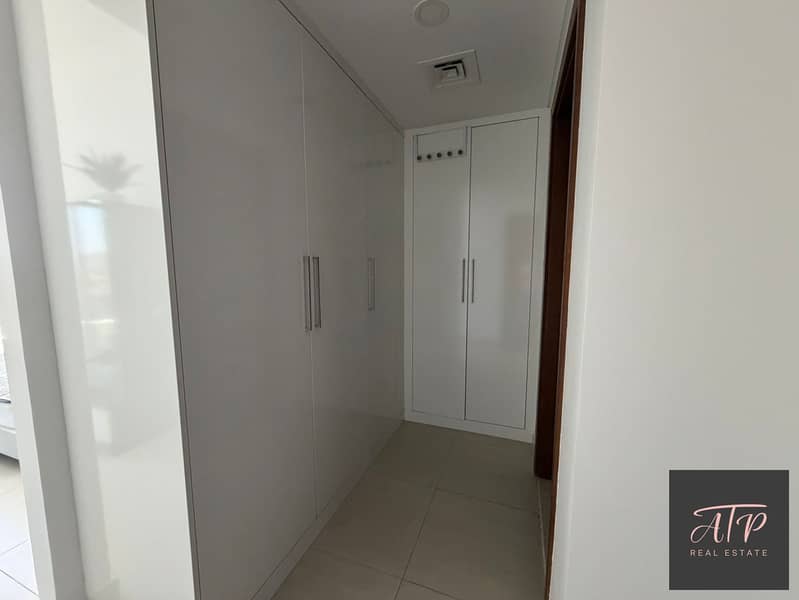 9 5a2cbea7-afda-46e7-8152-76abbe13554f. JPG