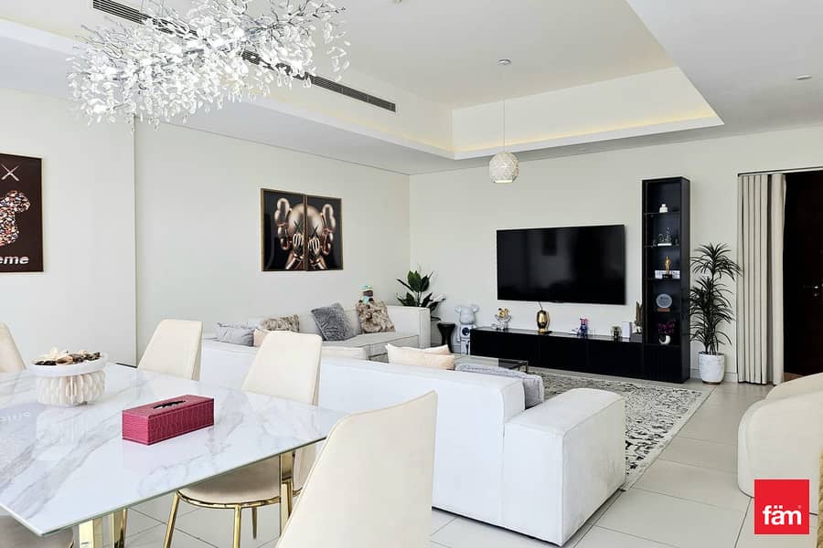 Canal View| 5 Min Walking Dxb Mall | Maidsroom Canal View| 5 Min Walking Dxb Mall | Maidsroom