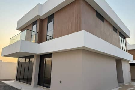 3 Bedroom Villa for Sale in Sharjah Garden City, Sharjah - READY VILLA 3BED -DISTRESS DEAL-BIG AREA -HIGH ROI