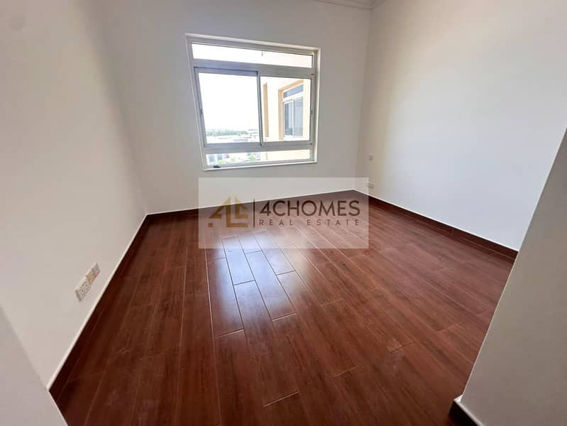4 Image 4