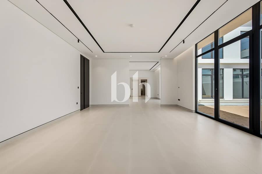 3 images image img
