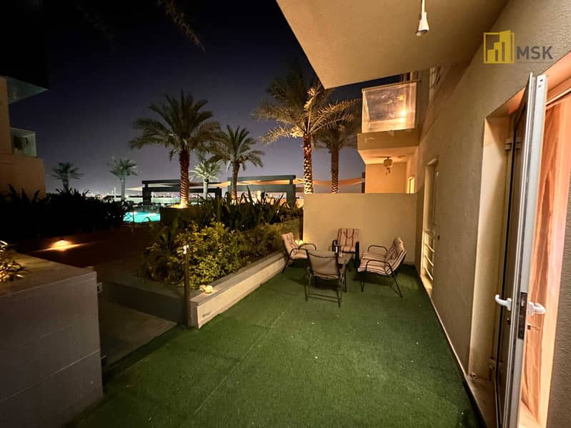 6 Balcony with pool. jpeg